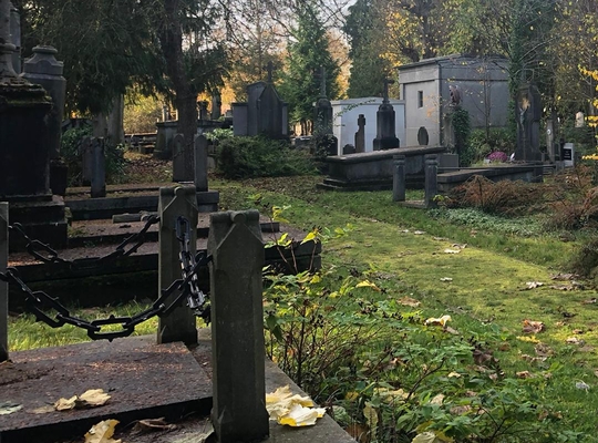 Beeld Oude Stedelijke Begraafplaats Roeselare_2 Beeld Oude Stedelijke Begraafplaats Roeselare_2